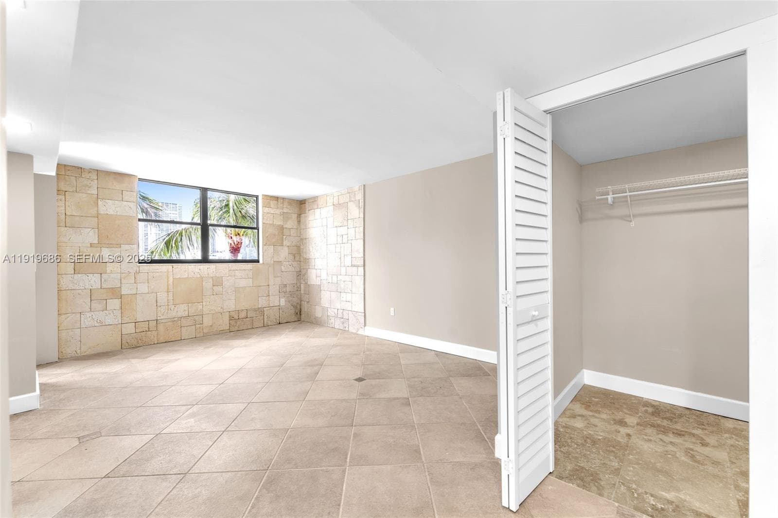 VENETIAN ISLE CONDO · #208 in Miami Beach - Photo 31