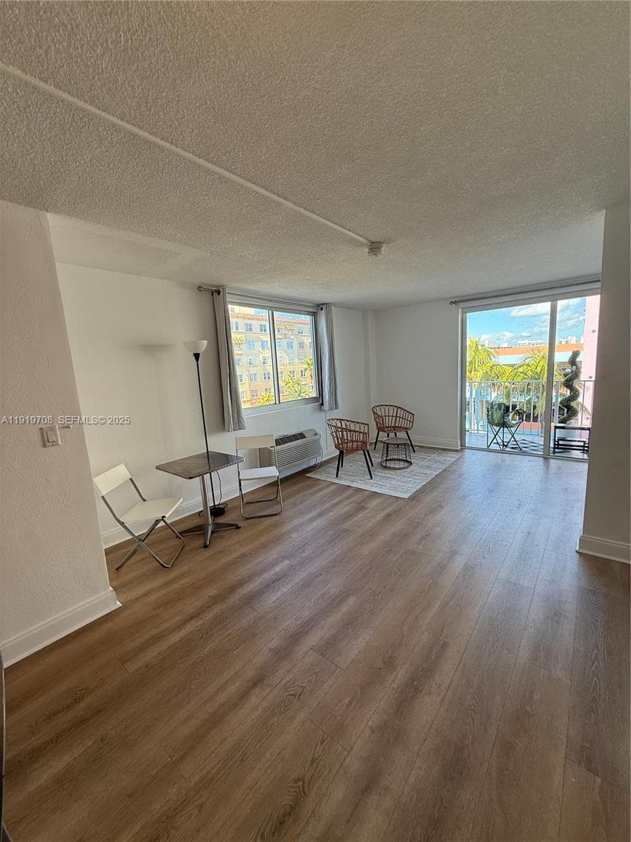 ISLANDER CONDO APTS · #505 in Miami Beach - Photo 6