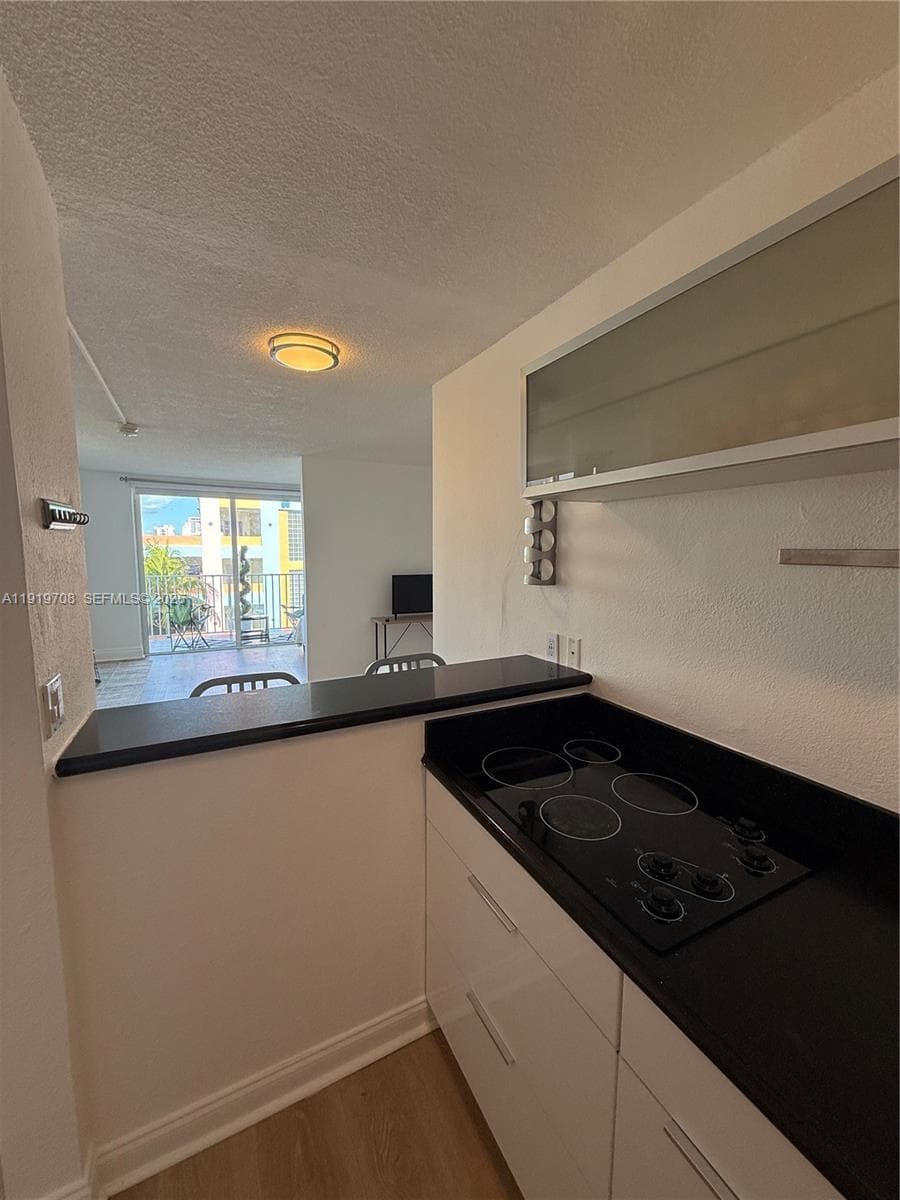 ISLANDER CONDO APTS · #505 in Miami Beach - Photo 19