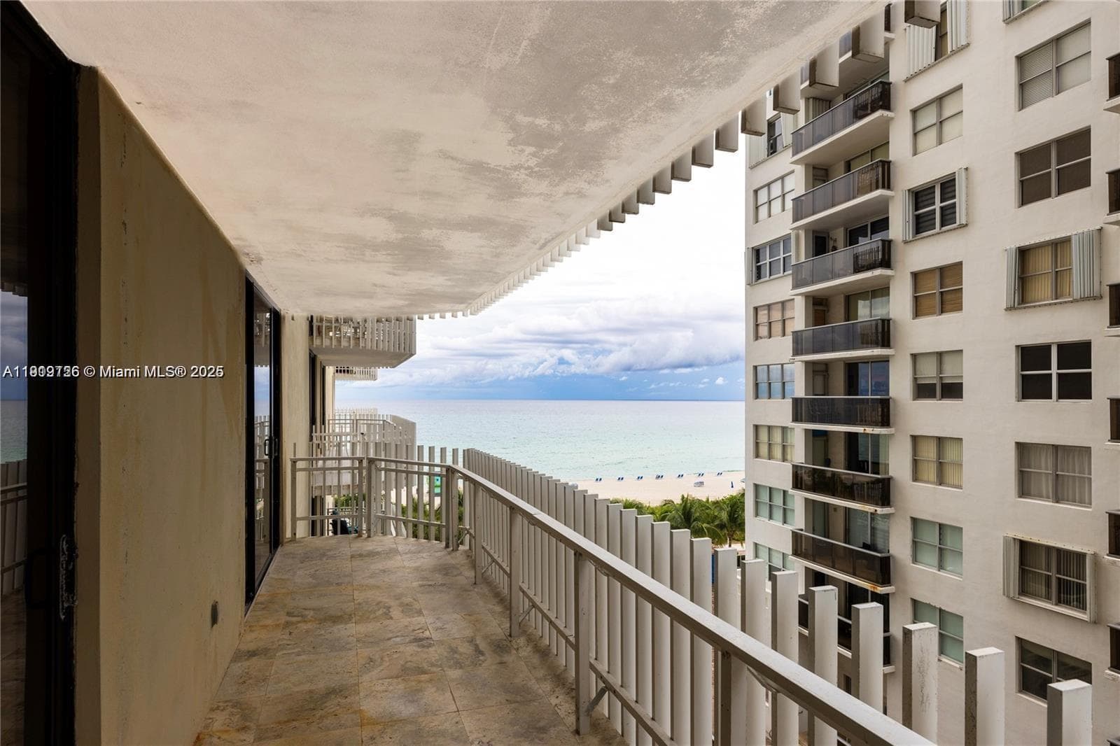 LE TRIANON CONDO · #7D in Miami Beach - Photo 2