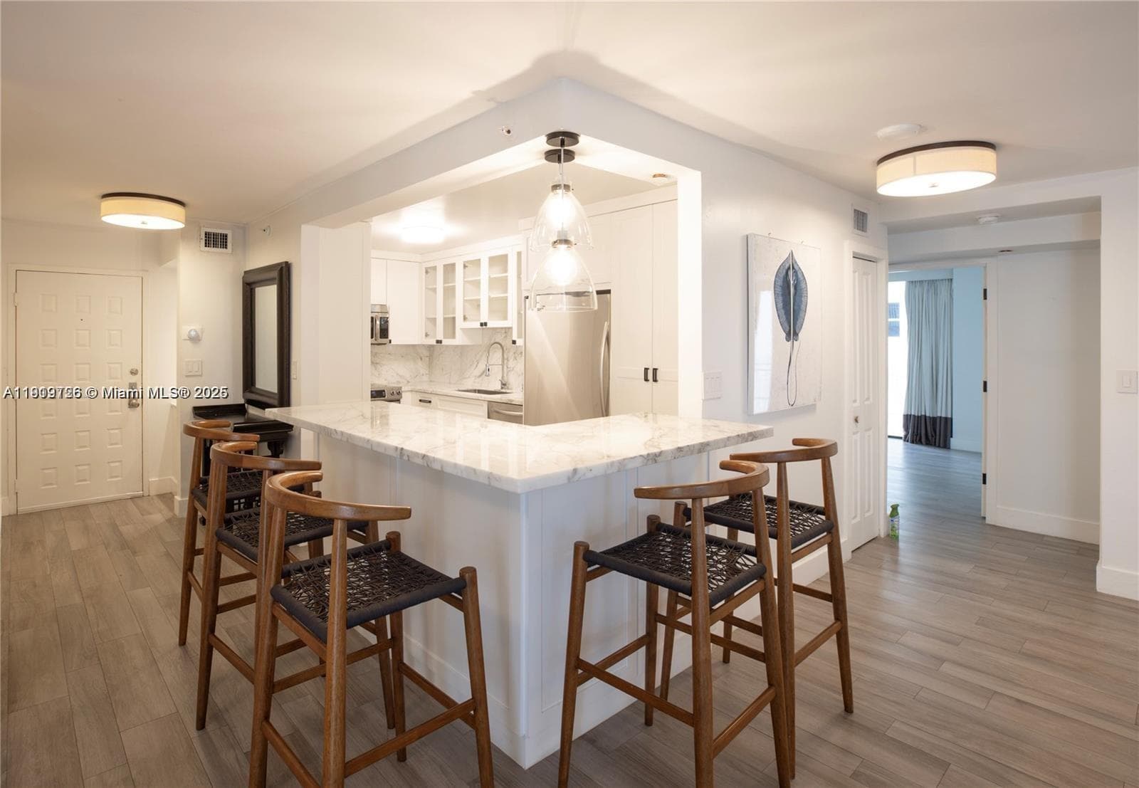 LE TRIANON CONDO · #7D in Miami Beach - Photo 6