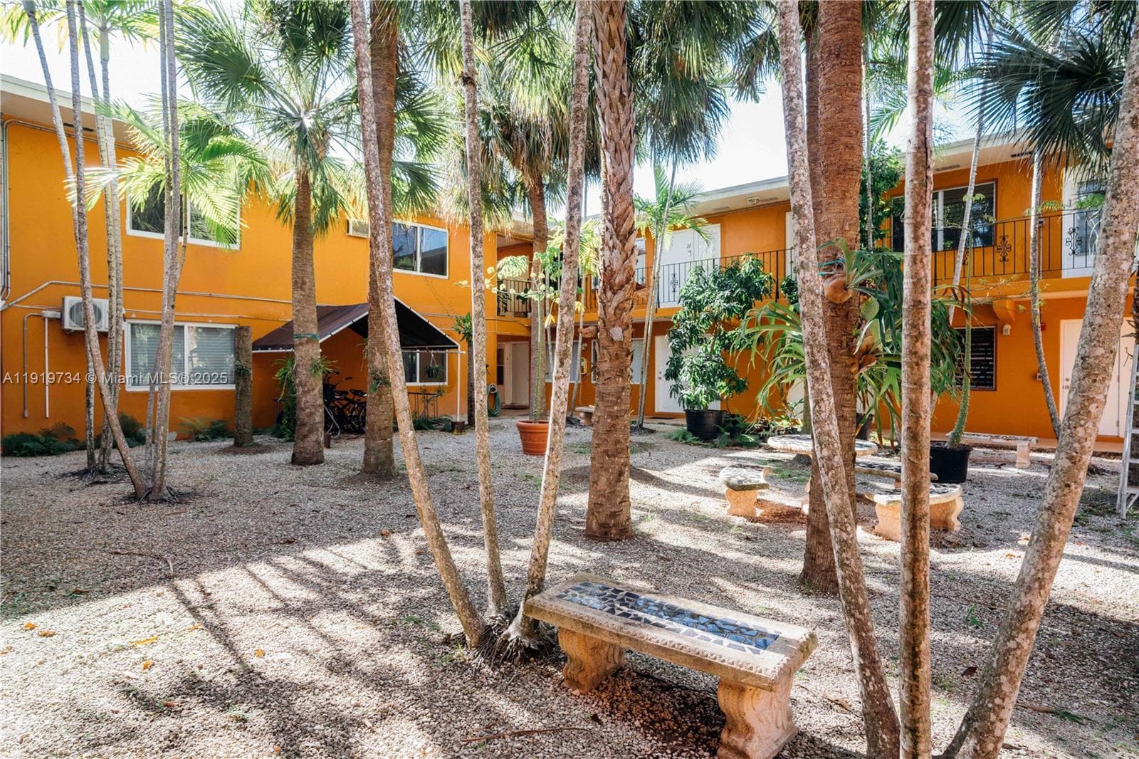 HIDEAWAY CONDO · #6 in South Miami - Photo 24