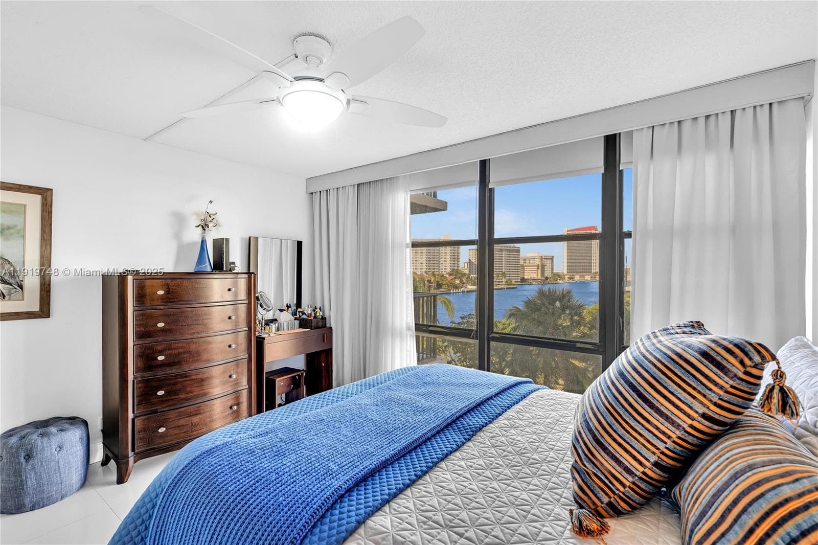 AVANT GARDE CONDO · #409 in Hallandale Beach - Photo 26