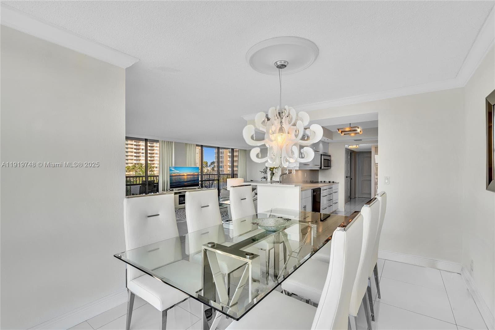 AVANT GARDE CONDO · #409 in Hallandale Beach - Photo 20