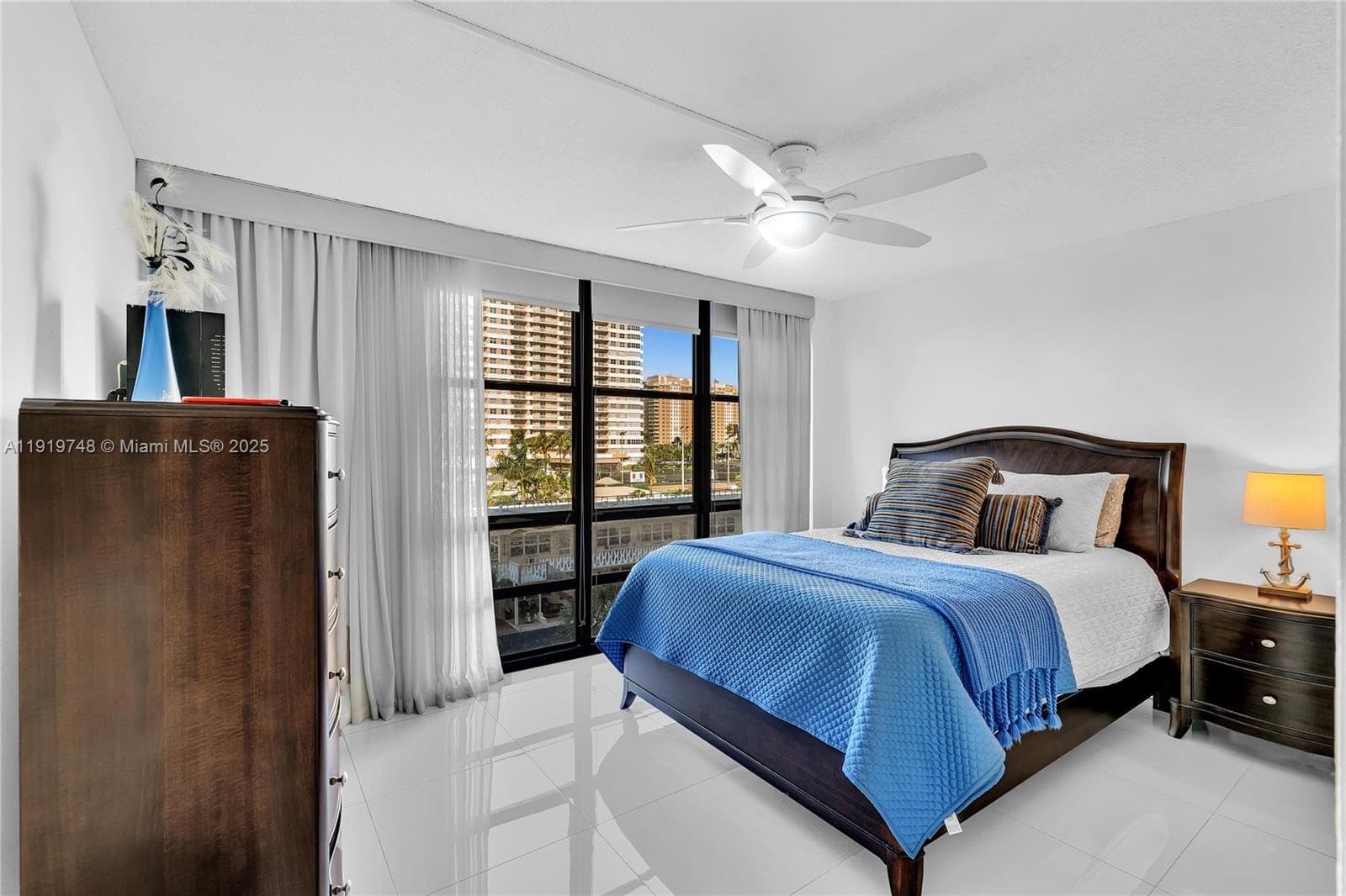 AVANT GARDE CONDO · #409 in Hallandale Beach - Photo 24