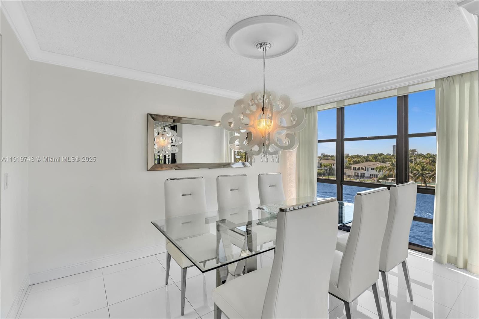 AVANT GARDE CONDO · #409 in Hallandale Beach - Photo 18