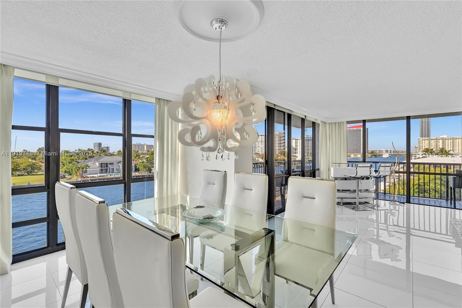 AVANT GARDE CONDO · #409 in Hallandale Beach - Photo 19