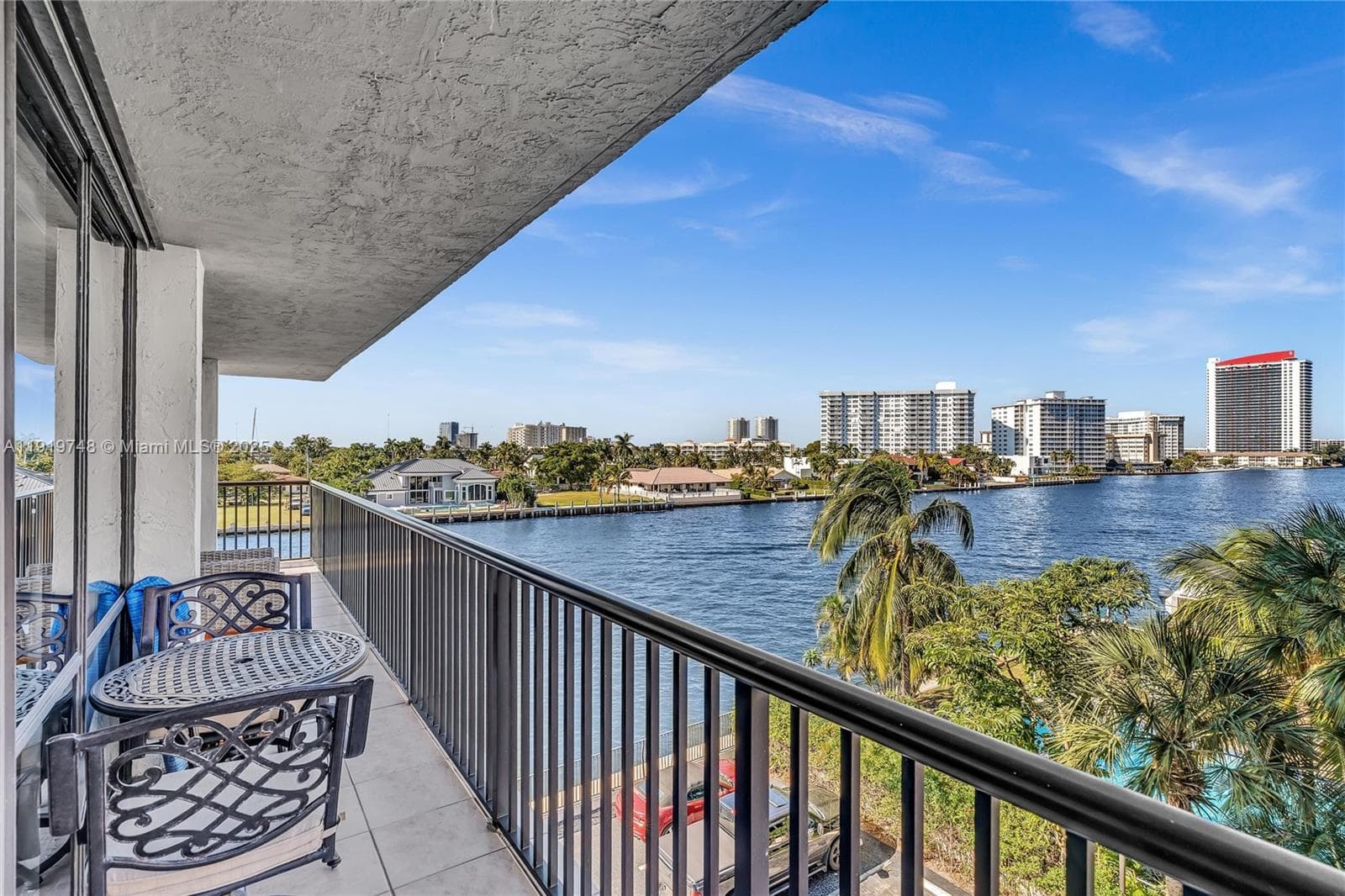 AVANT GARDE CONDO · #409 in Hallandale Beach - Photo 39