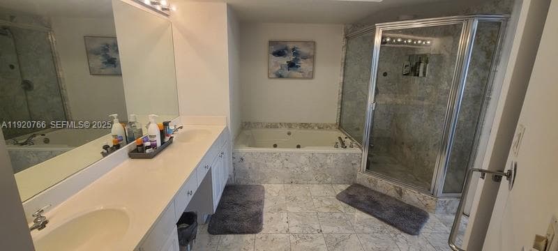 HARBOR TWS AT THE WATERWA · #1204 in Aventura - Photo 27