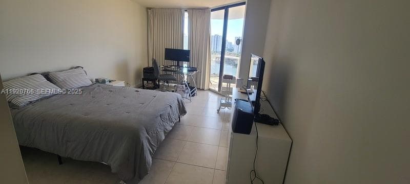 HARBOR TWS AT THE WATERWA · #1204 in Aventura - Photo 44