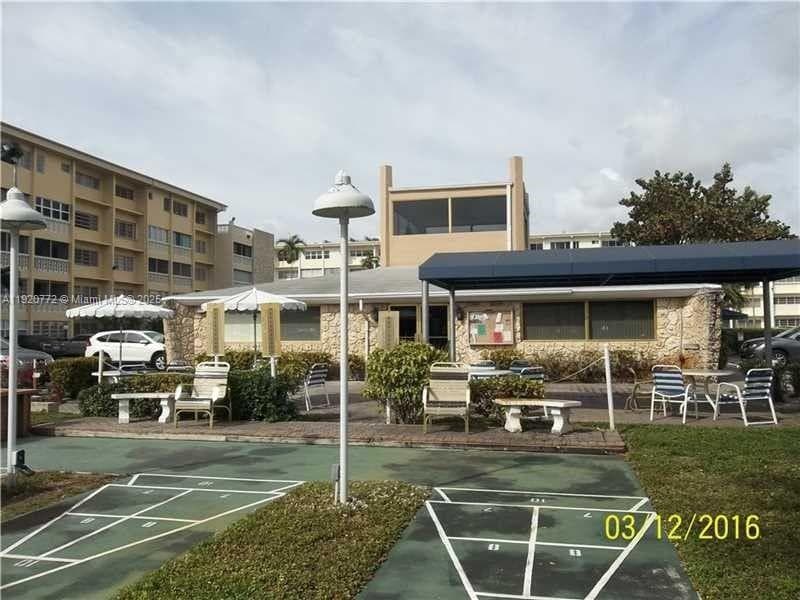 FOURTH GULFSTREAM GARDEN · #105 in Hallandale Beach - Photo 16