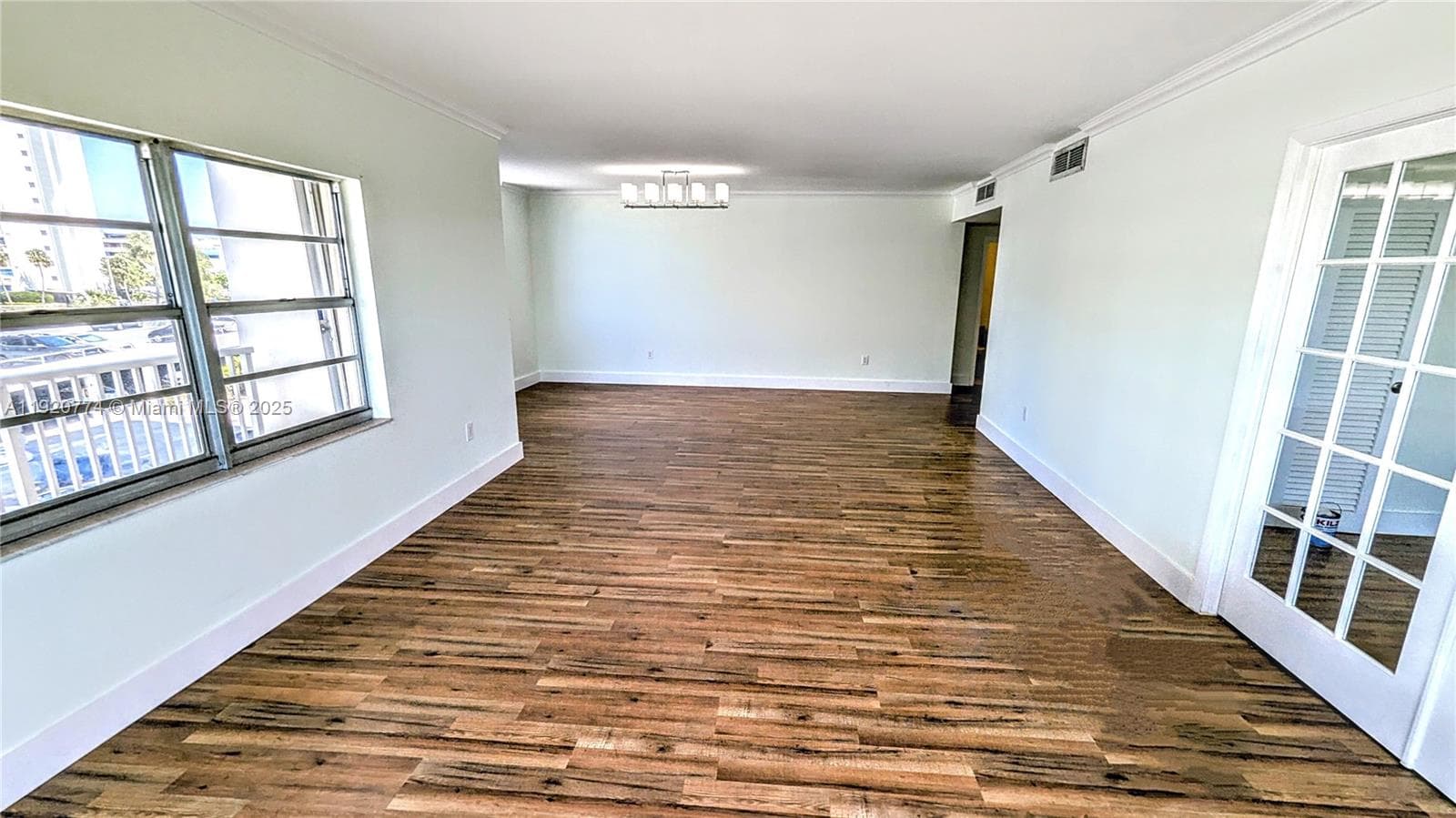 Arlen House 300 · #206 in Sunny Isles Beach - Photo 6