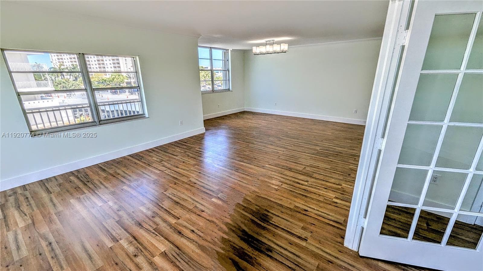 Arlen House 300 · #206 in Sunny Isles Beach - Photo 5
