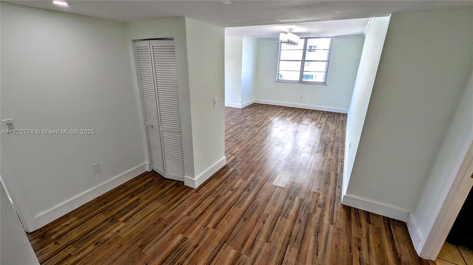 Arlen House 300 · #206 in Sunny Isles Beach - Photo 8
