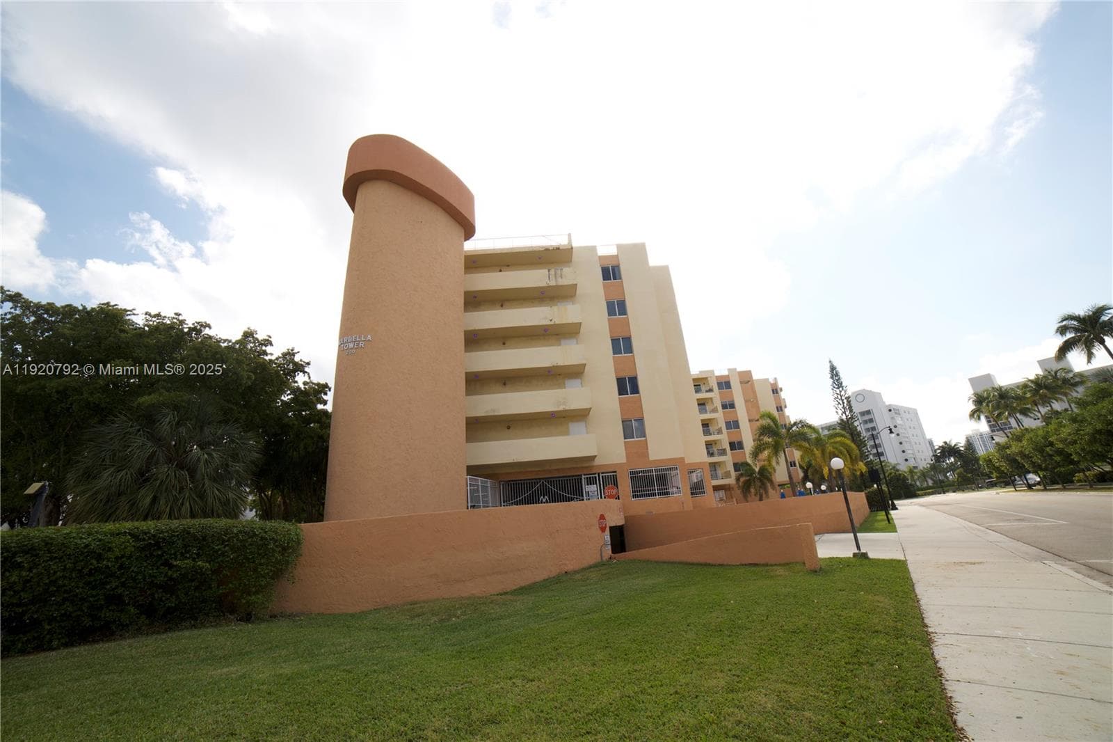 MARBELLA TOWER CONDO · #n/a in Sunny Isles Beach - Photo 12