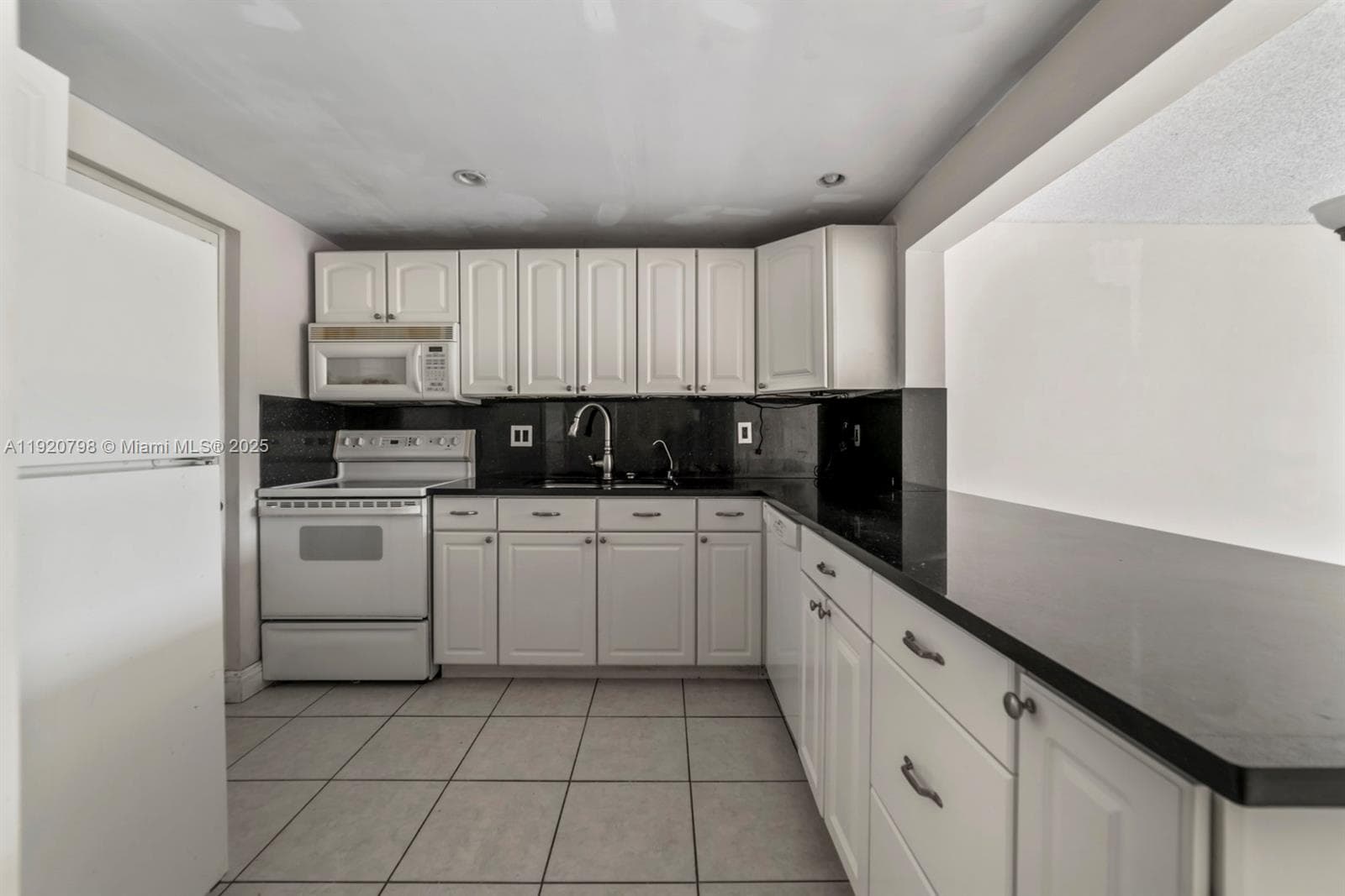CYPRESS BEND I-A CONDO · #217A in Pompano Beach - Photo 3
