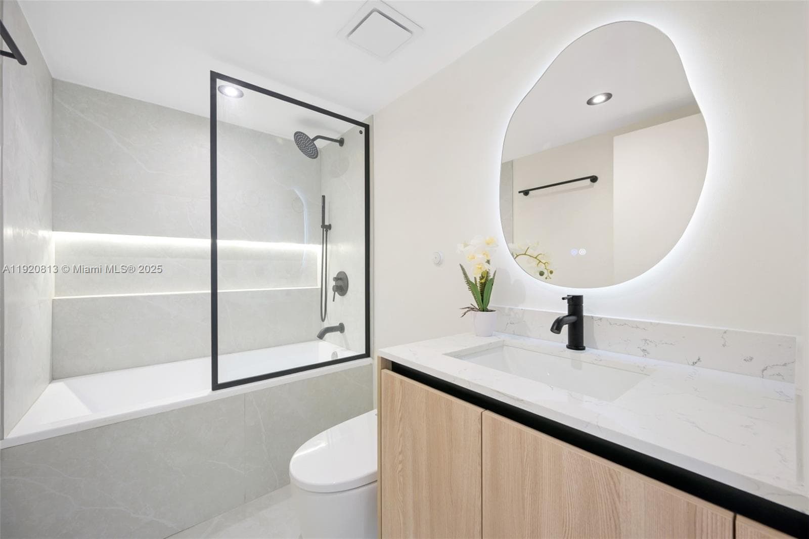 WATERVIEW · #1133 in Aventura - Photo 13