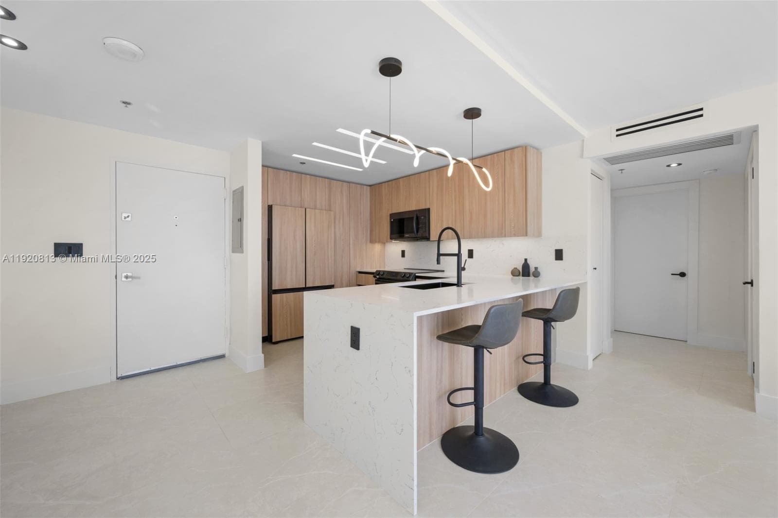 WATERVIEW · #1133 in Aventura - Photo 7