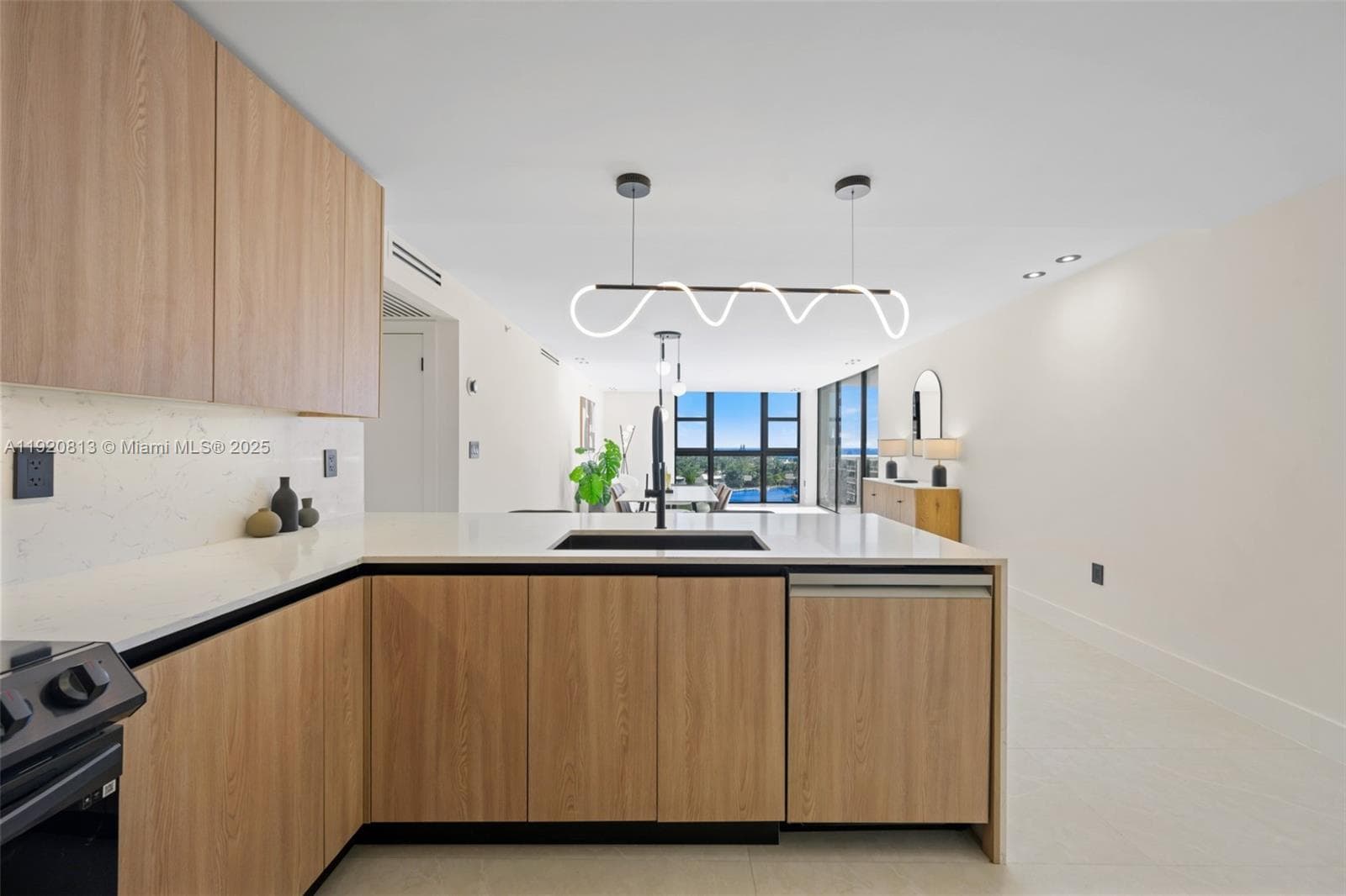 WATERVIEW · #1133 in Aventura - Photo 10