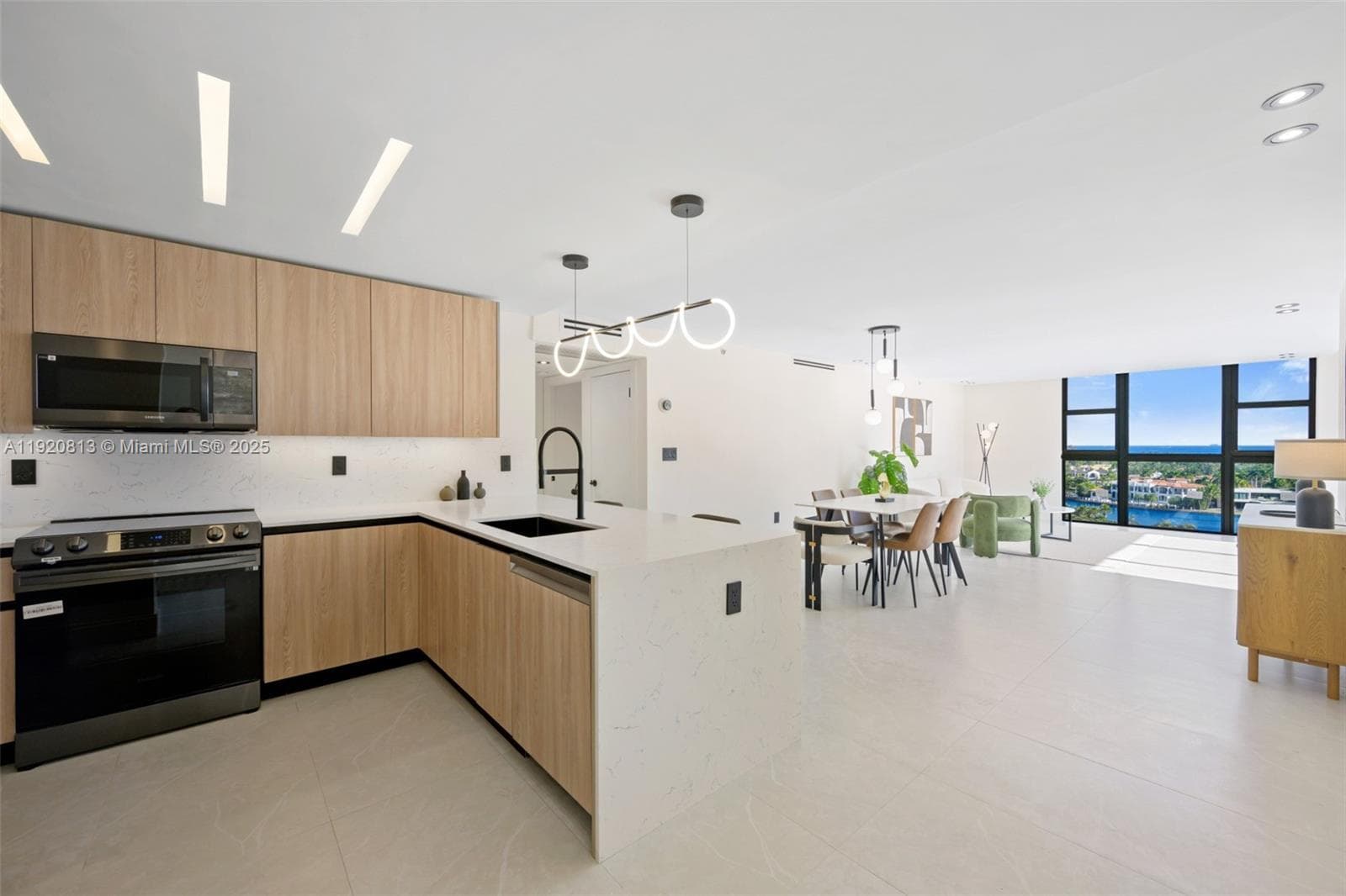 WATERVIEW · #1133 in Aventura - Photo 8