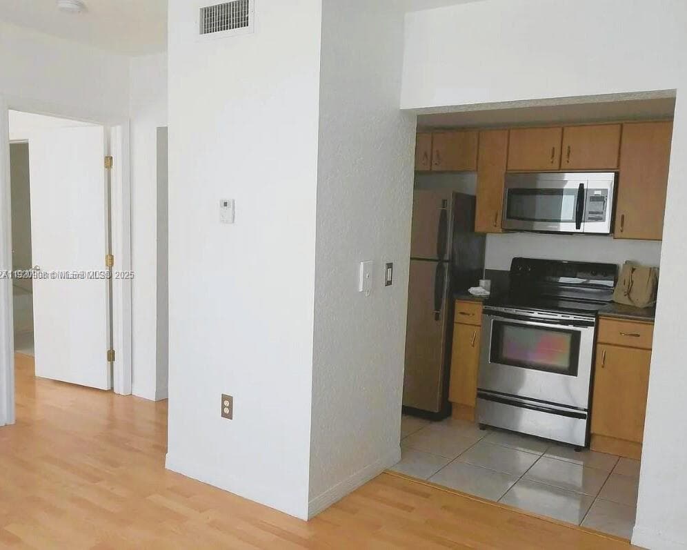 WELWORTH CONDO · #205 in Miami Beach - Photo 2