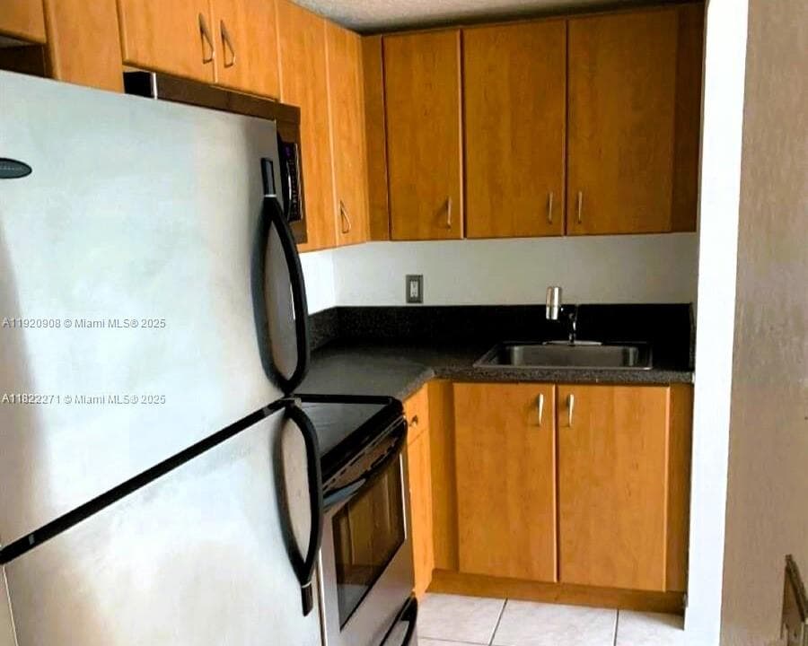 WELWORTH CONDO · #205 in Miami Beach - Photo 4