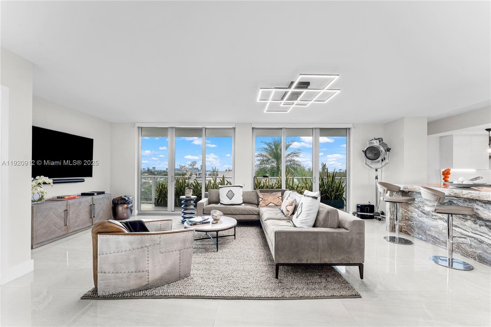 Four Seasons Private Residences Fort Lauderdale · #607 in Fort Lauderdale - Photo 5