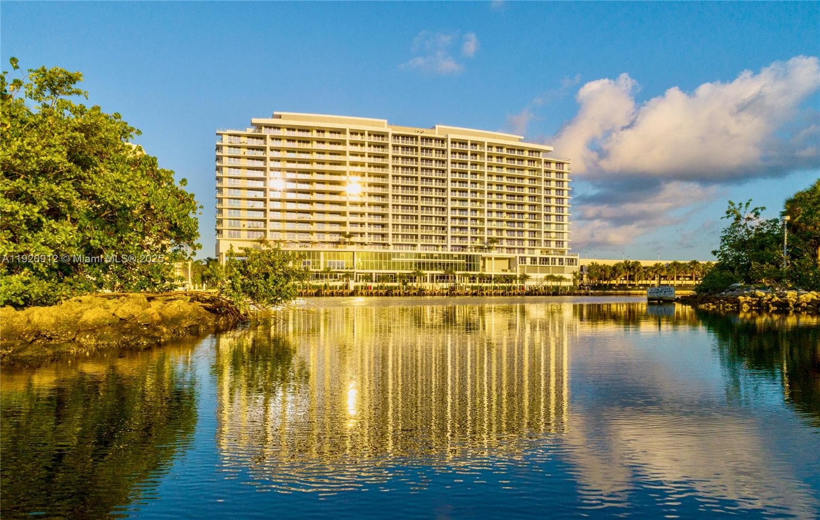Four Seasons Private Residences Fort Lauderdale · #607 in Fort Lauderdale - Photo 51