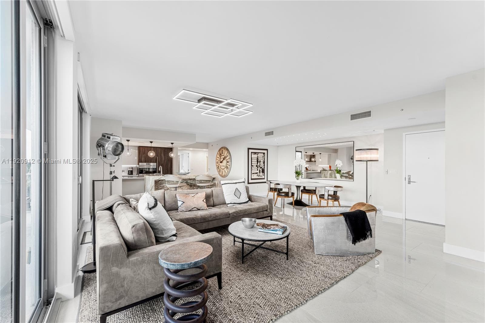 Four Seasons Private Residences Fort Lauderdale · #607 in Fort Lauderdale - Photo 4