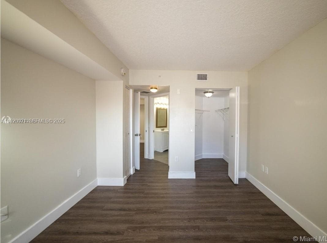 The Oaks at Miami Gardens · #101 in Miami Gardens - Photo 8