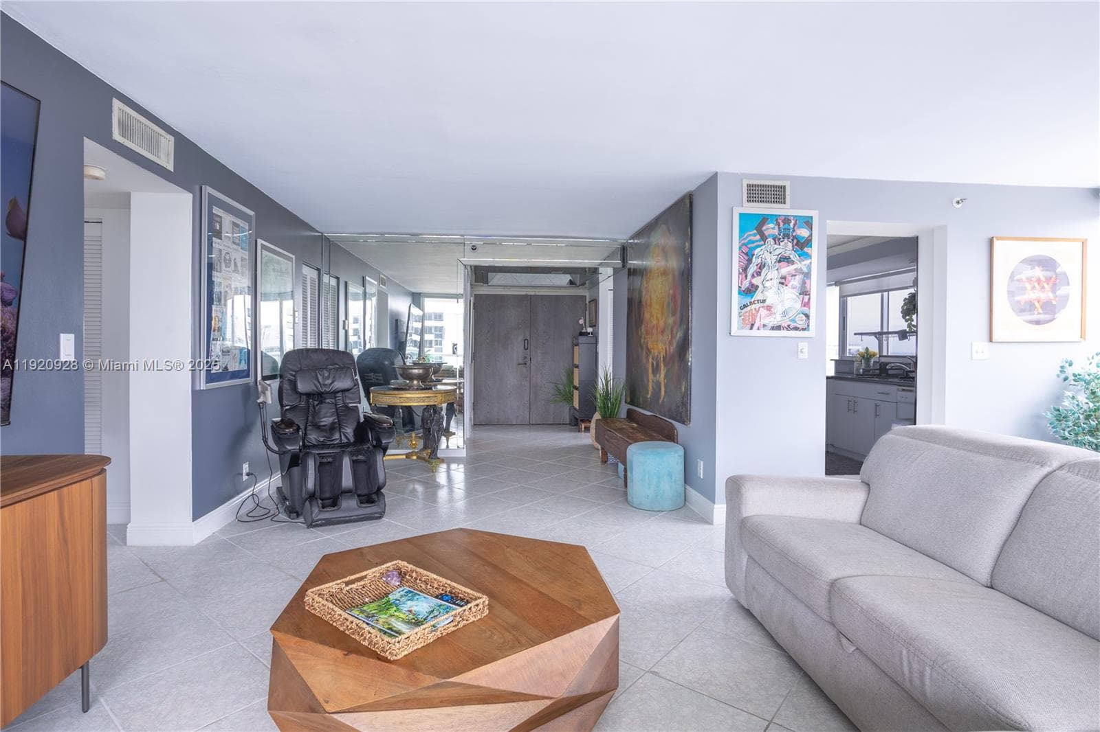 KING DAVID TOWERS CONDO · #1204 in Miami Beach - Photo 6