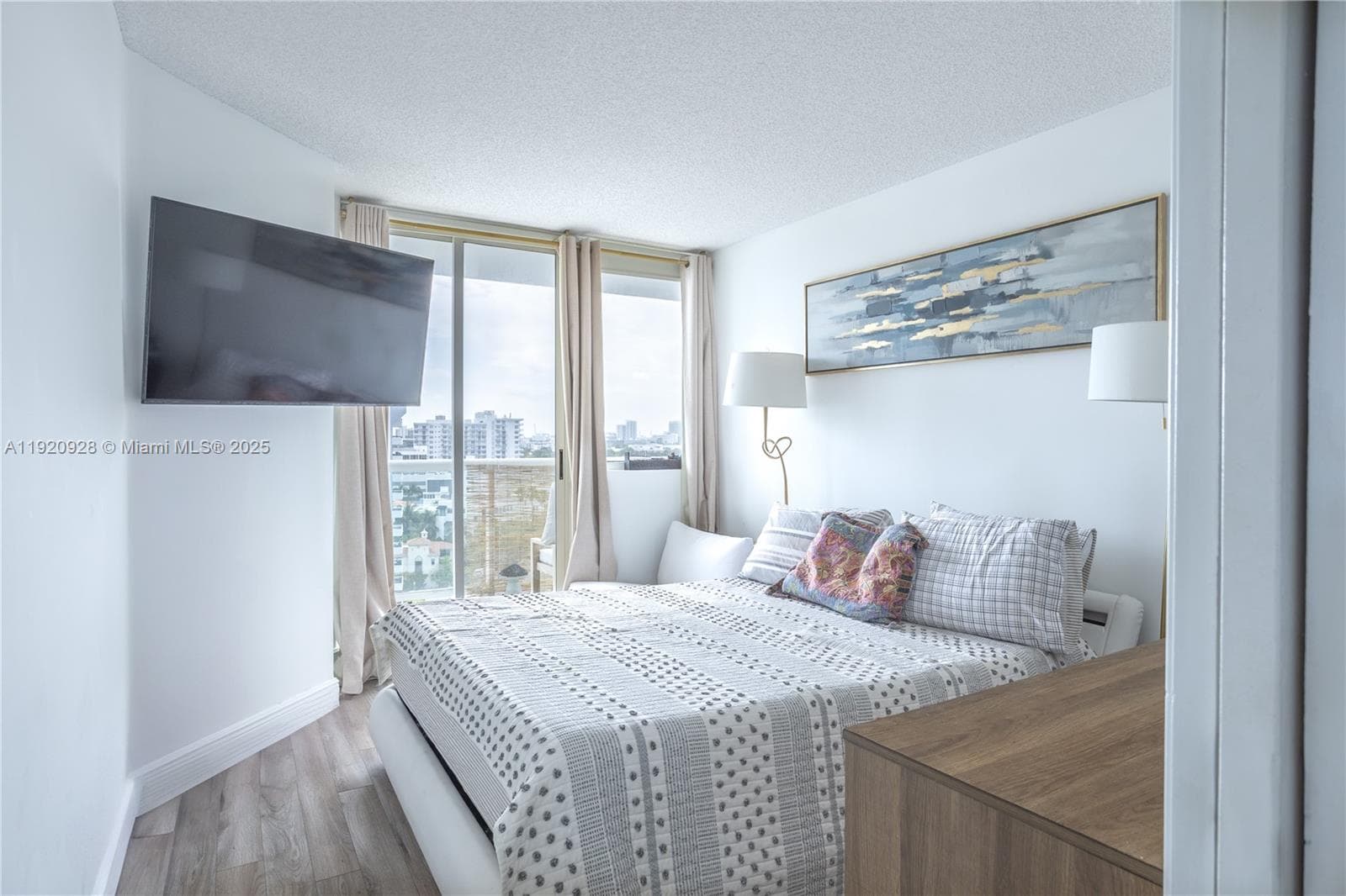 KING DAVID TOWERS CONDO · #1204 in Miami Beach - Photo 12
