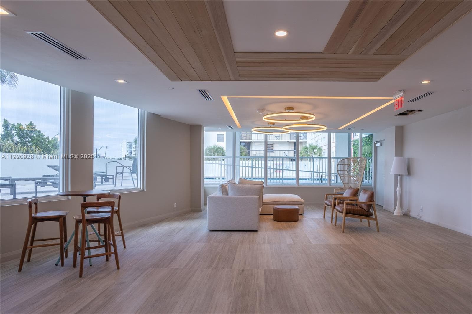 KING DAVID TOWERS CONDO · #1204 in Miami Beach - Photo 15