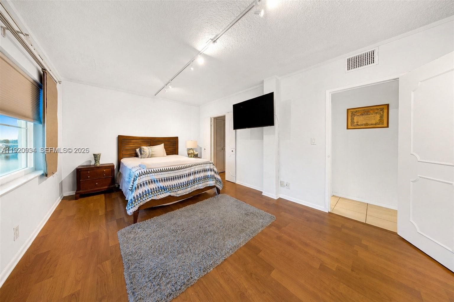LONDON TOWERS CONDO · #504N in Bay Harbor Islands - Photo 20