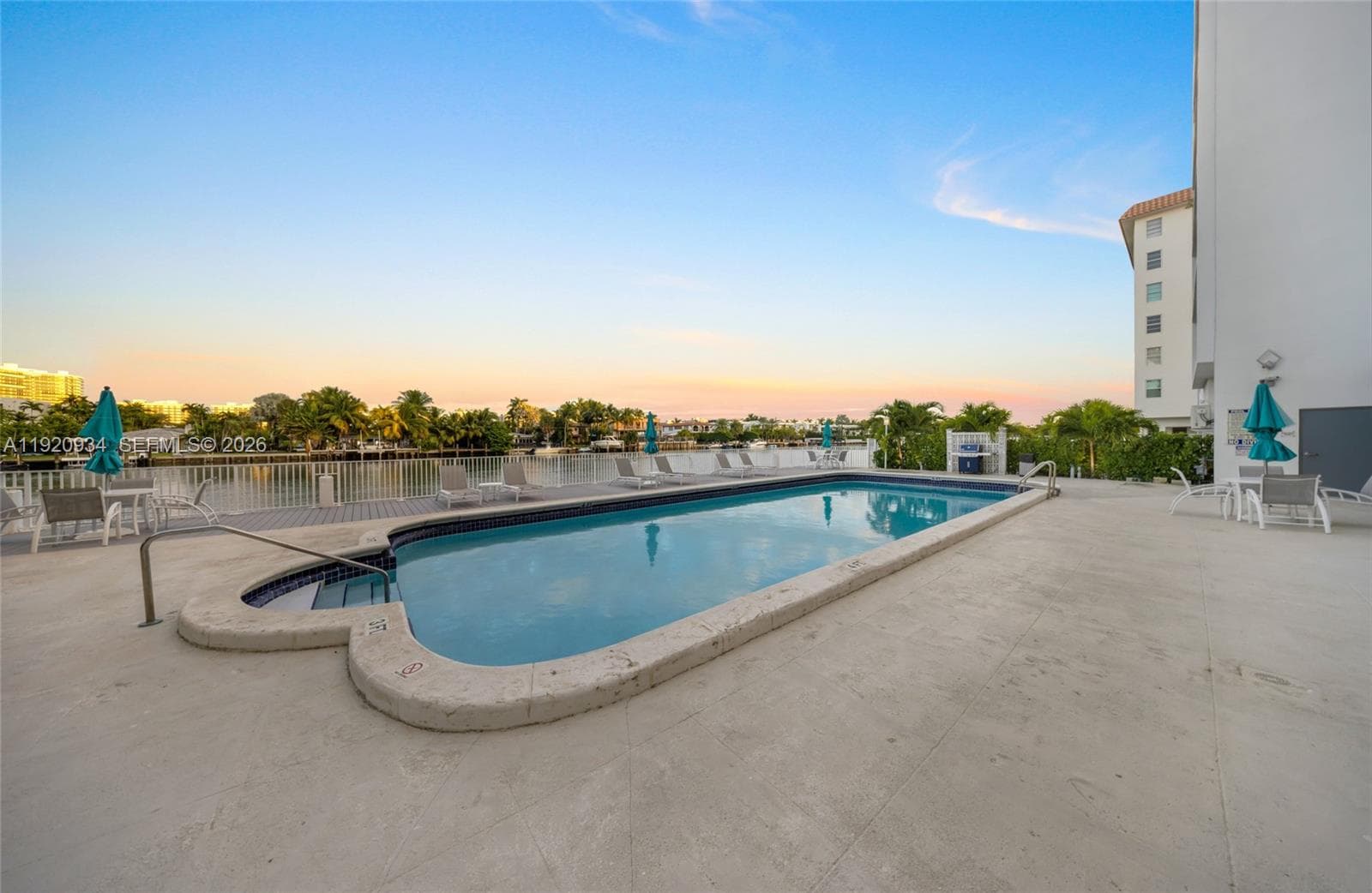 LONDON TOWERS CONDO · #504N in Bay Harbor Islands - Photo 30