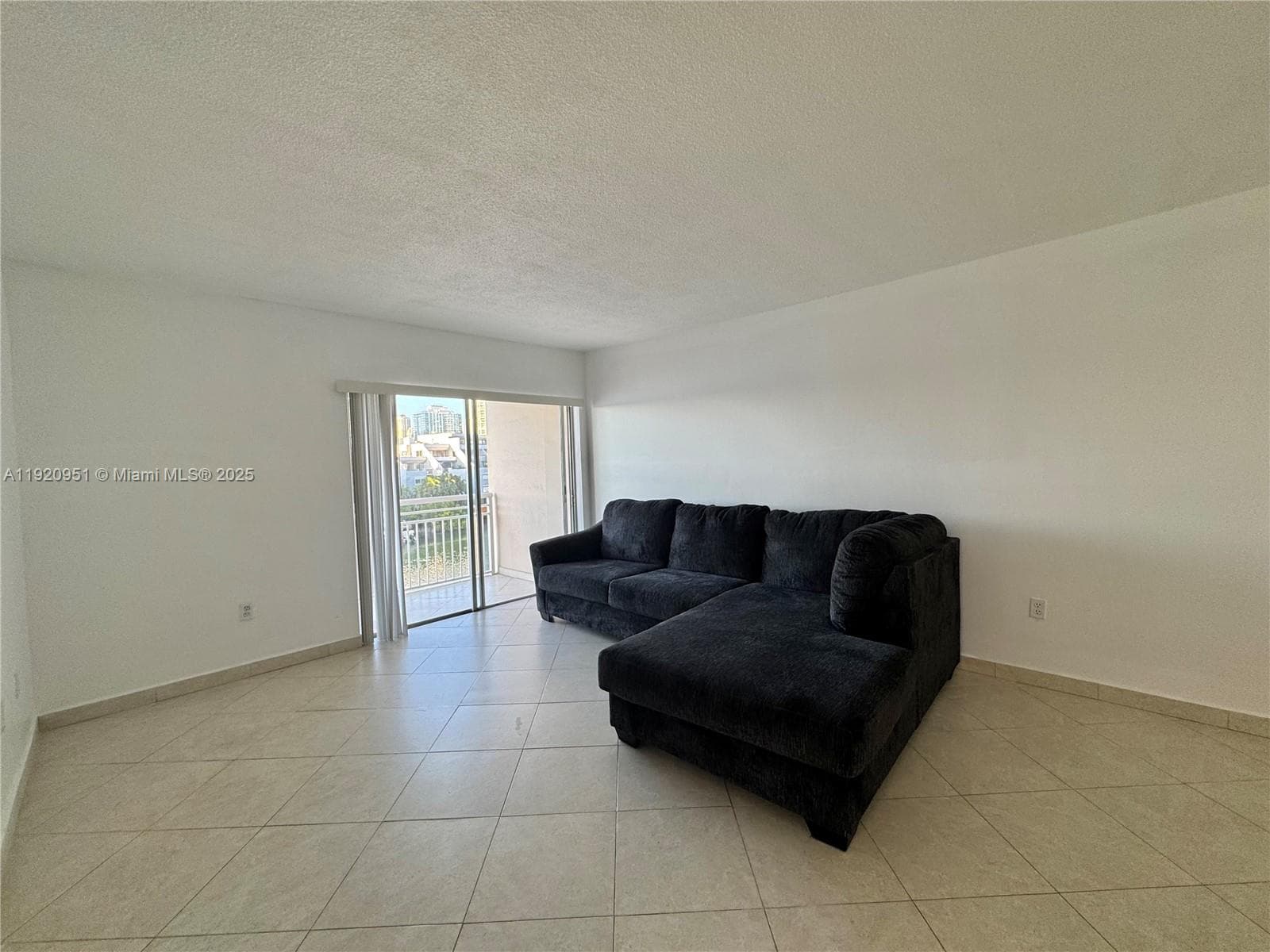 COASTAL TOWERS CONDO · #411 in Sunny Isles Beach - Photo 13