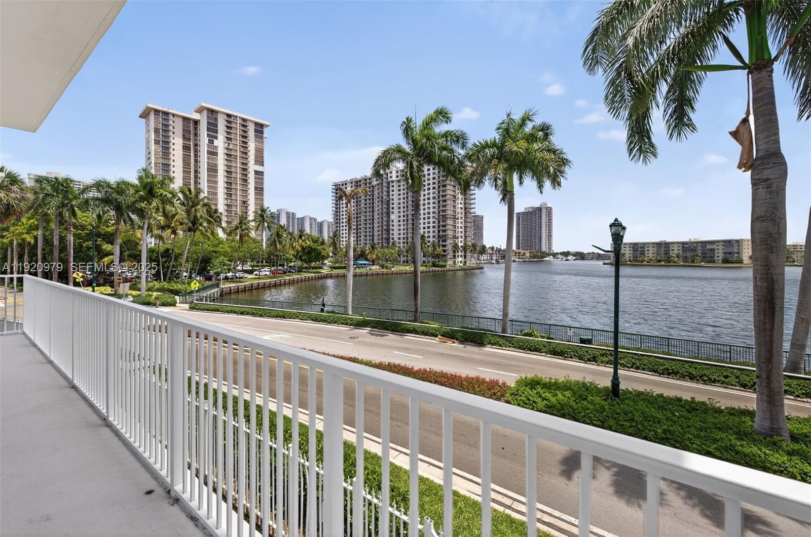 ADMIRALS PORT · #216E in Aventura - Photo 3