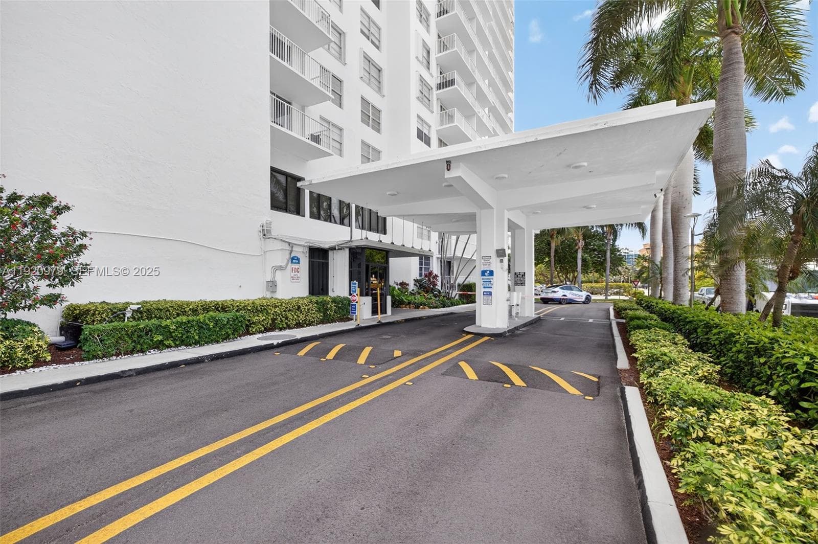 ADMIRALS PORT · #216E in Aventura - Photo 28