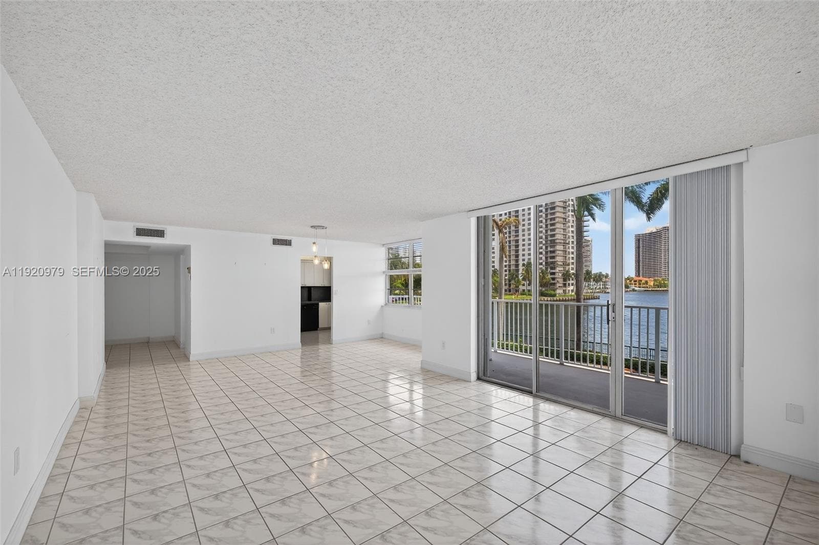 ADMIRALS PORT · #216E in Aventura - Photo 14