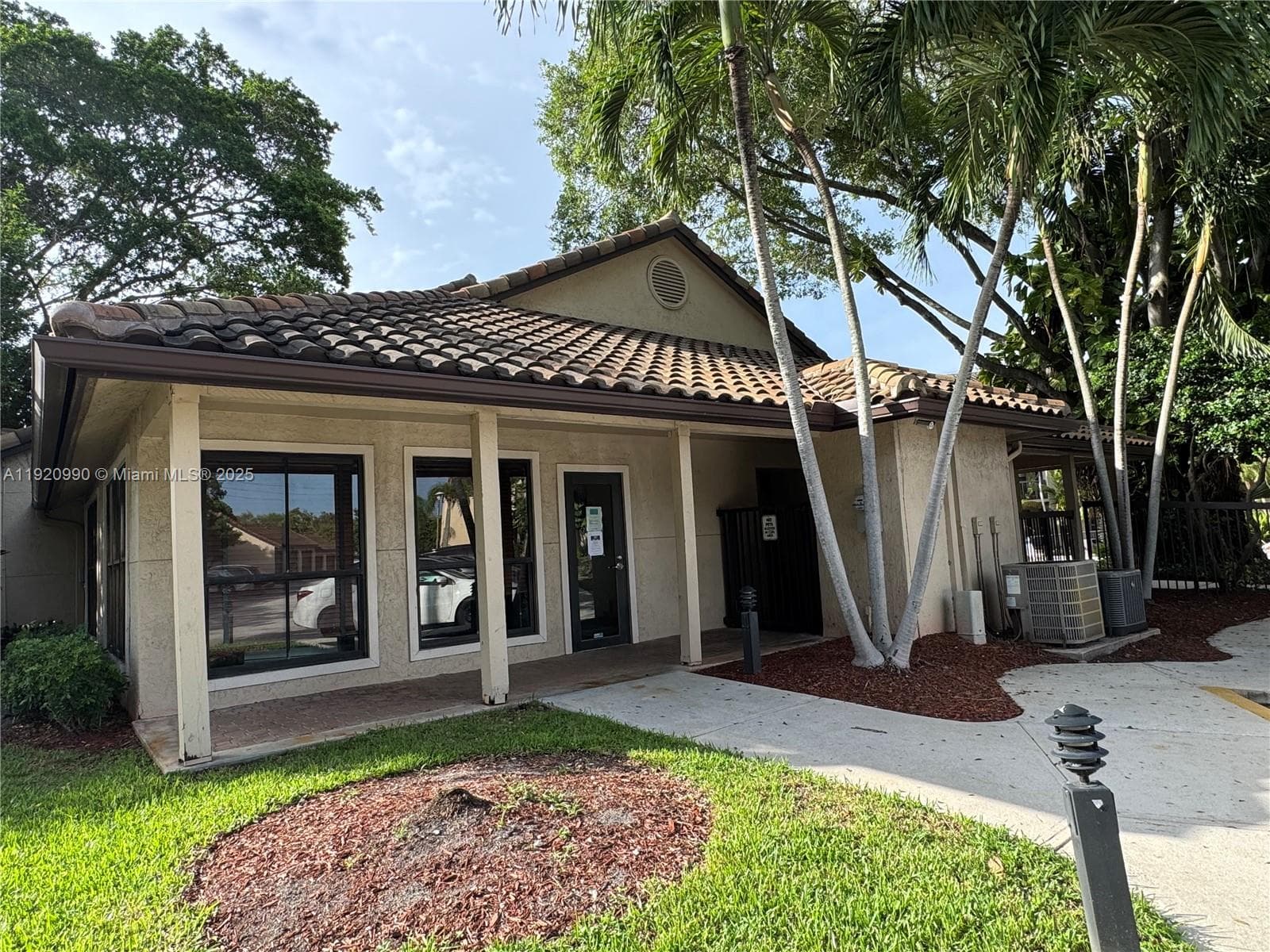 PALM AIRE GARDENS CONDO · #27 in Pompano Beach - Photo 3