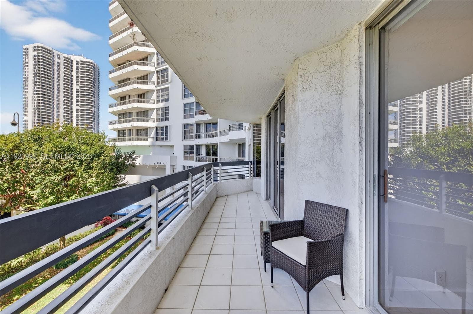 Mystic Pointe Tower 200 · #402 in Aventura - Photo 9