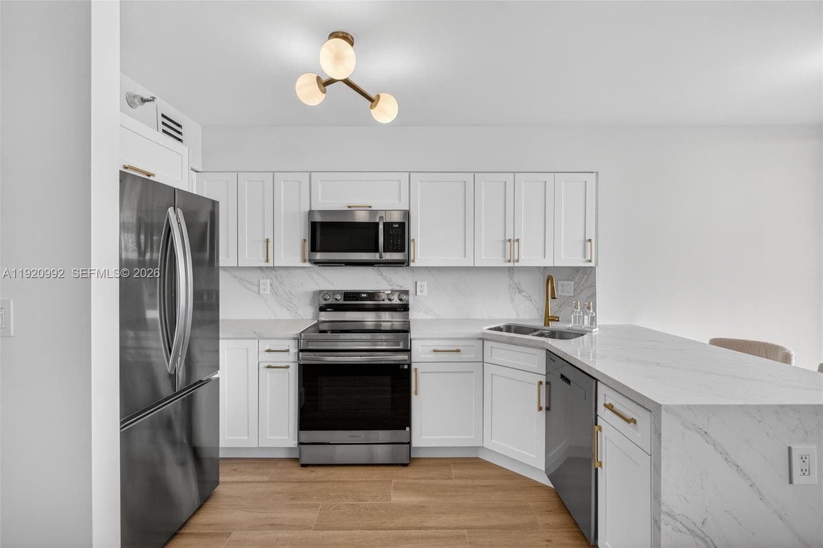Mystic Pointe Tower 200 · #402 in Aventura - Photo 18