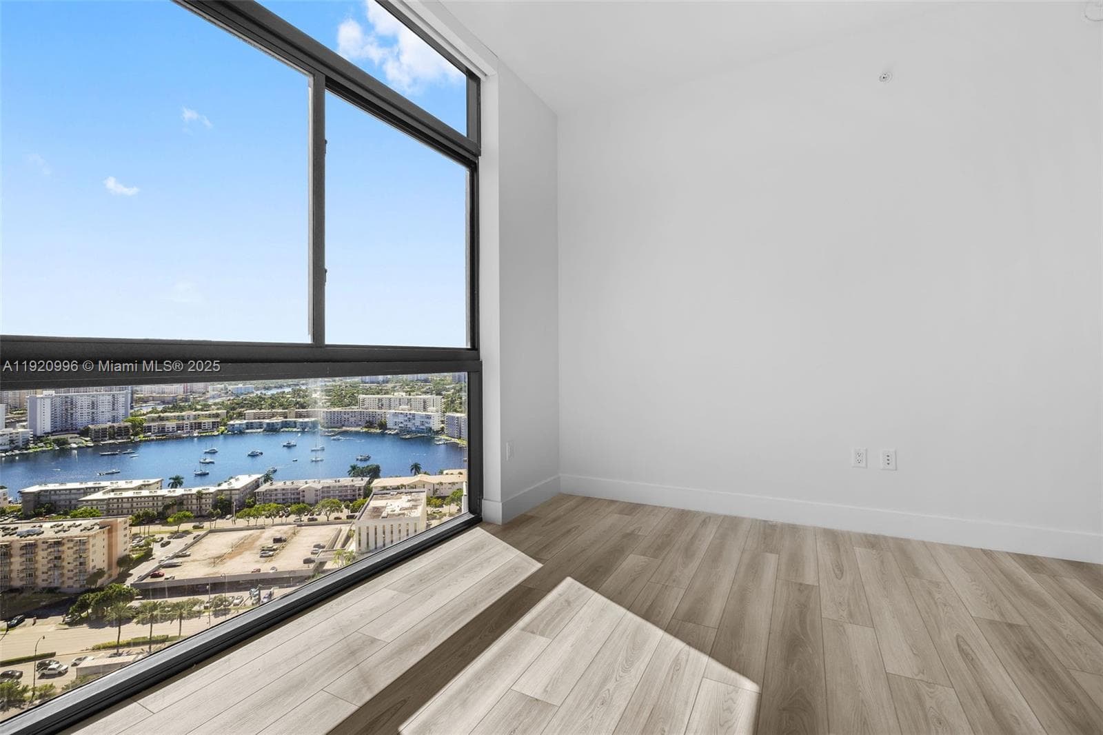 Mondrian Residences · #2610 in Hallandale Beach - Photo 41