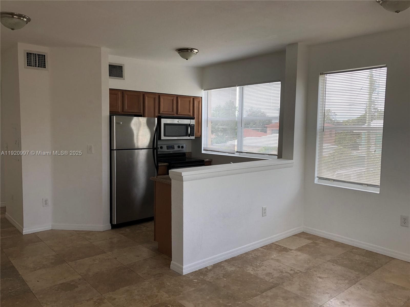 THE MANOR CONDO · #11 in Miami - Photo 2