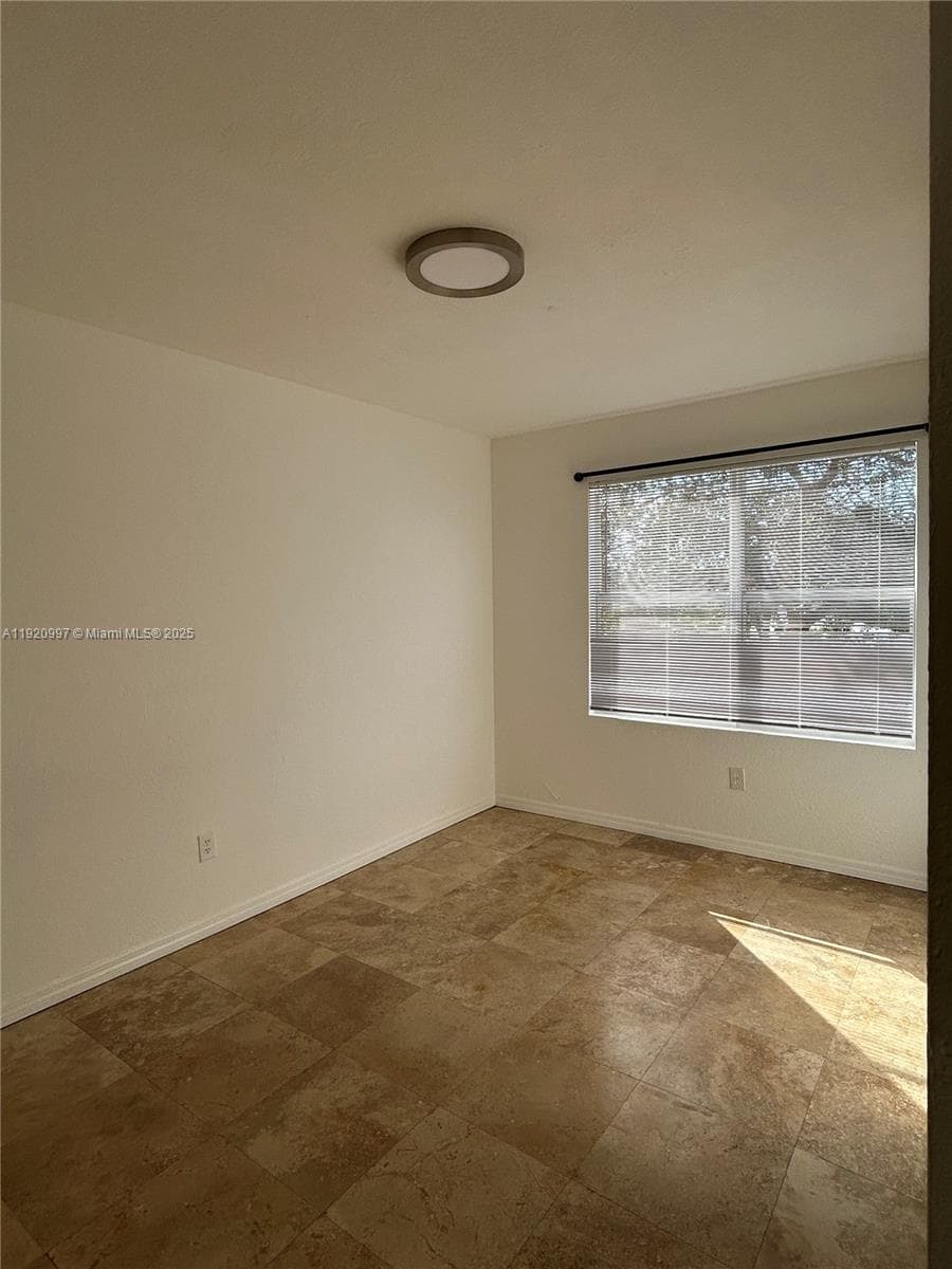THE MANOR CONDO · #11 in Miami - Photo 4