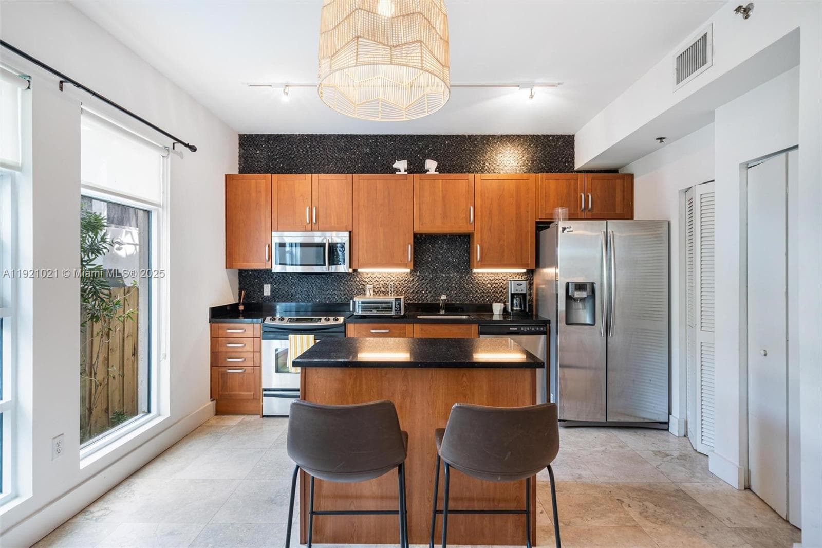 Lunamar Lofts at Lincoln · #106 in Miami Beach - Photo 17
