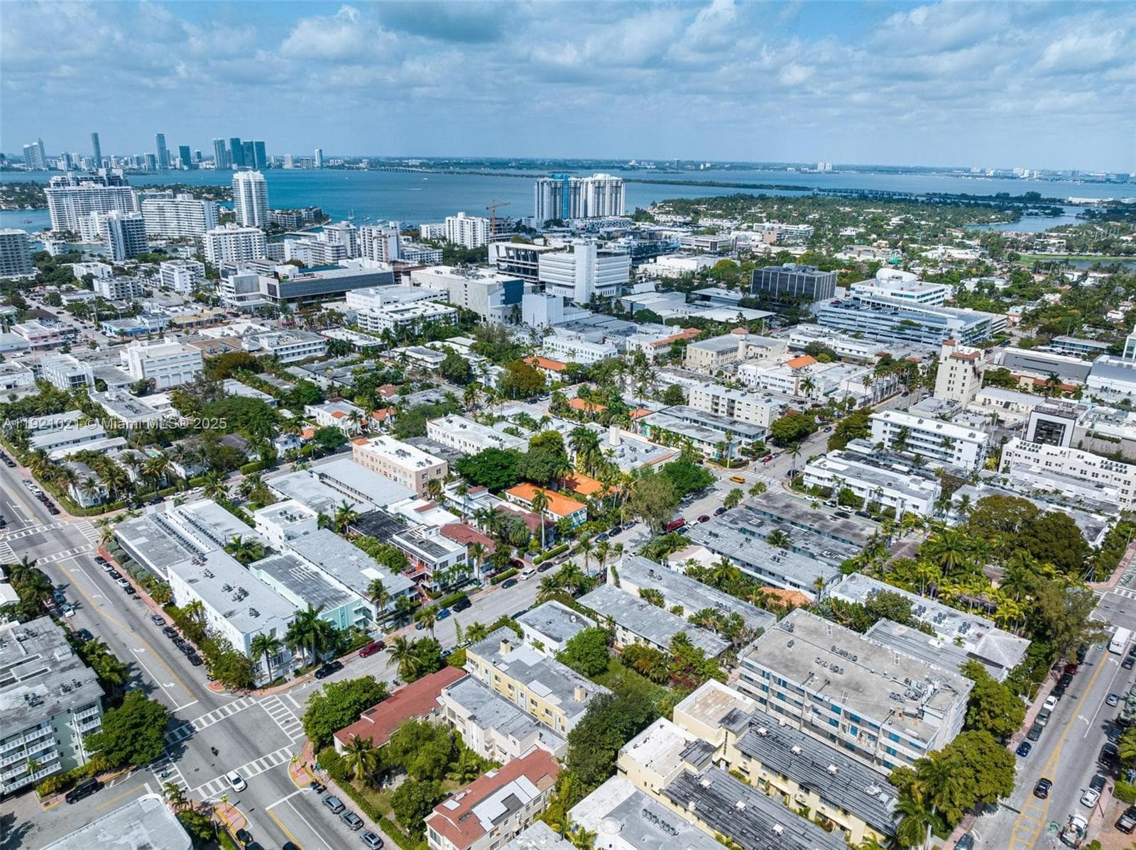 Lunamar Lofts at Lincoln · #106 in Miami Beach - Photo 11