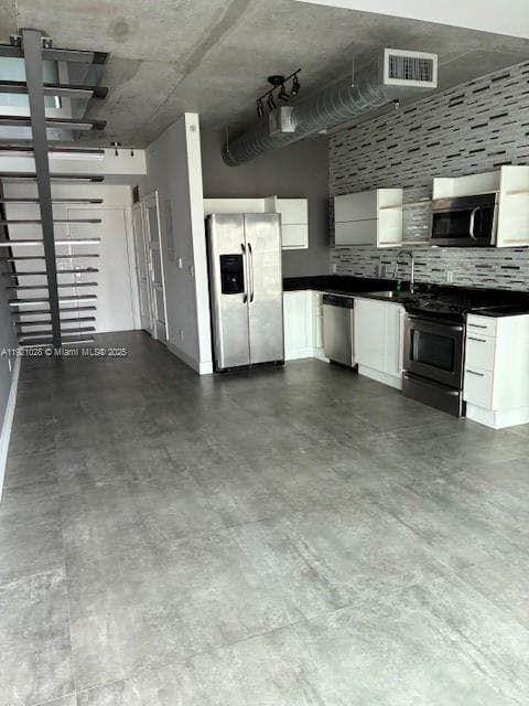 NEO VERTIKA CONDO · #1507 in Miami - Photo 3