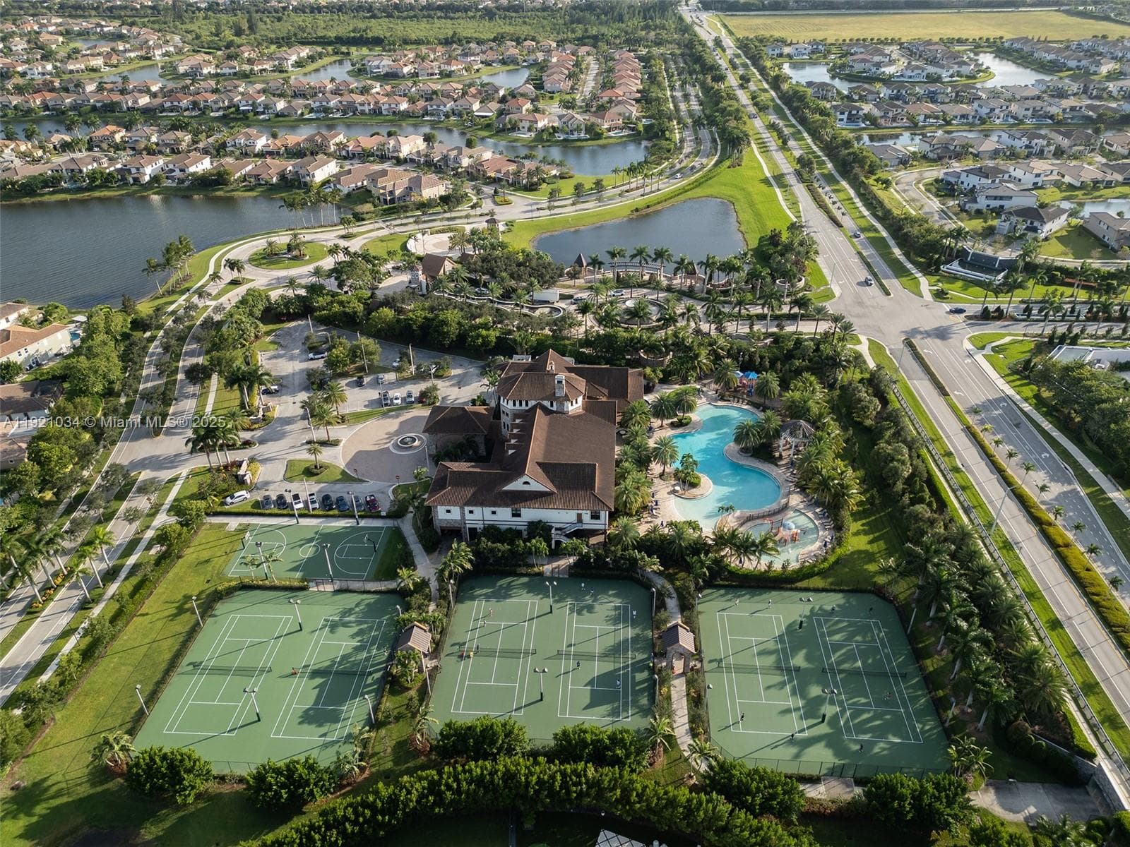10660 S Lago Vista Cir photo 43