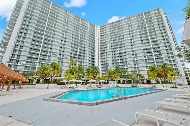 ARLEN HOUSE EAST CONDO · #1407 in Sunny Isles Beach - Photo 28